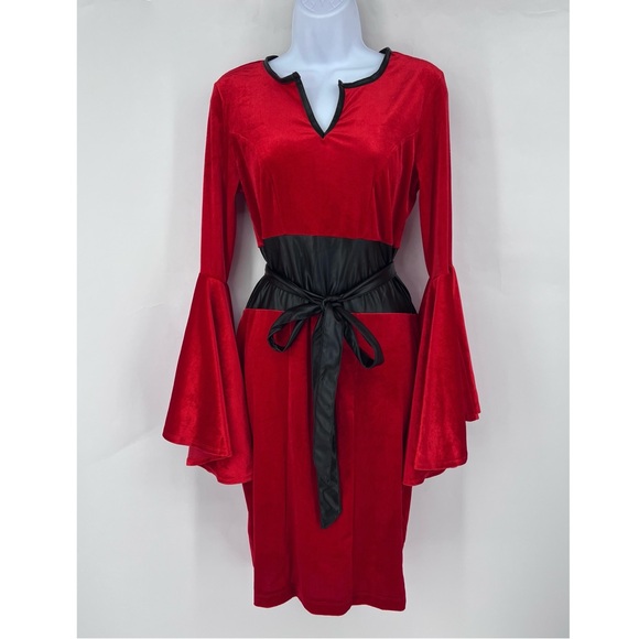 Venus red velvet bell sleeve dress size small - Picture 7 of 7